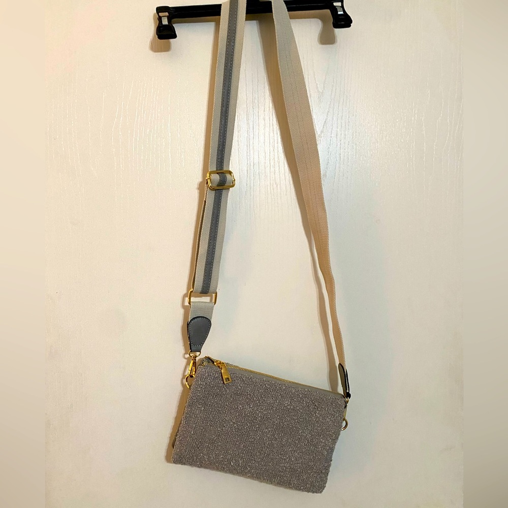 Crossbody Bag with Adjustable Strap in Light Gray
